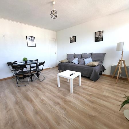 טראפס St-Quentin-En-Yvelines Plusieurs Appartements Avec Parking מראה חיצוני תמונה