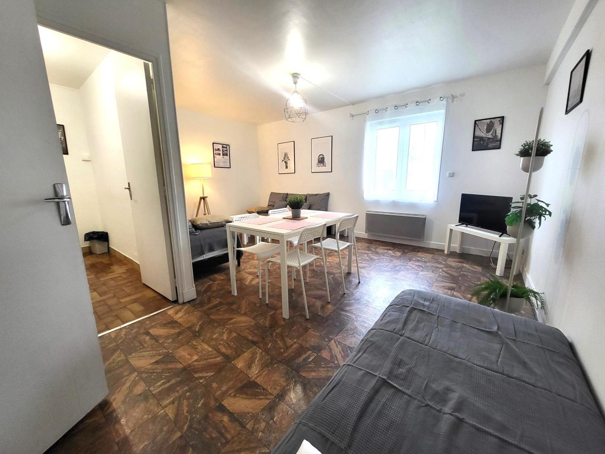 טראפס St-Quentin-En-Yvelines Plusieurs Appartements Avec Parking מראה חיצוני תמונה