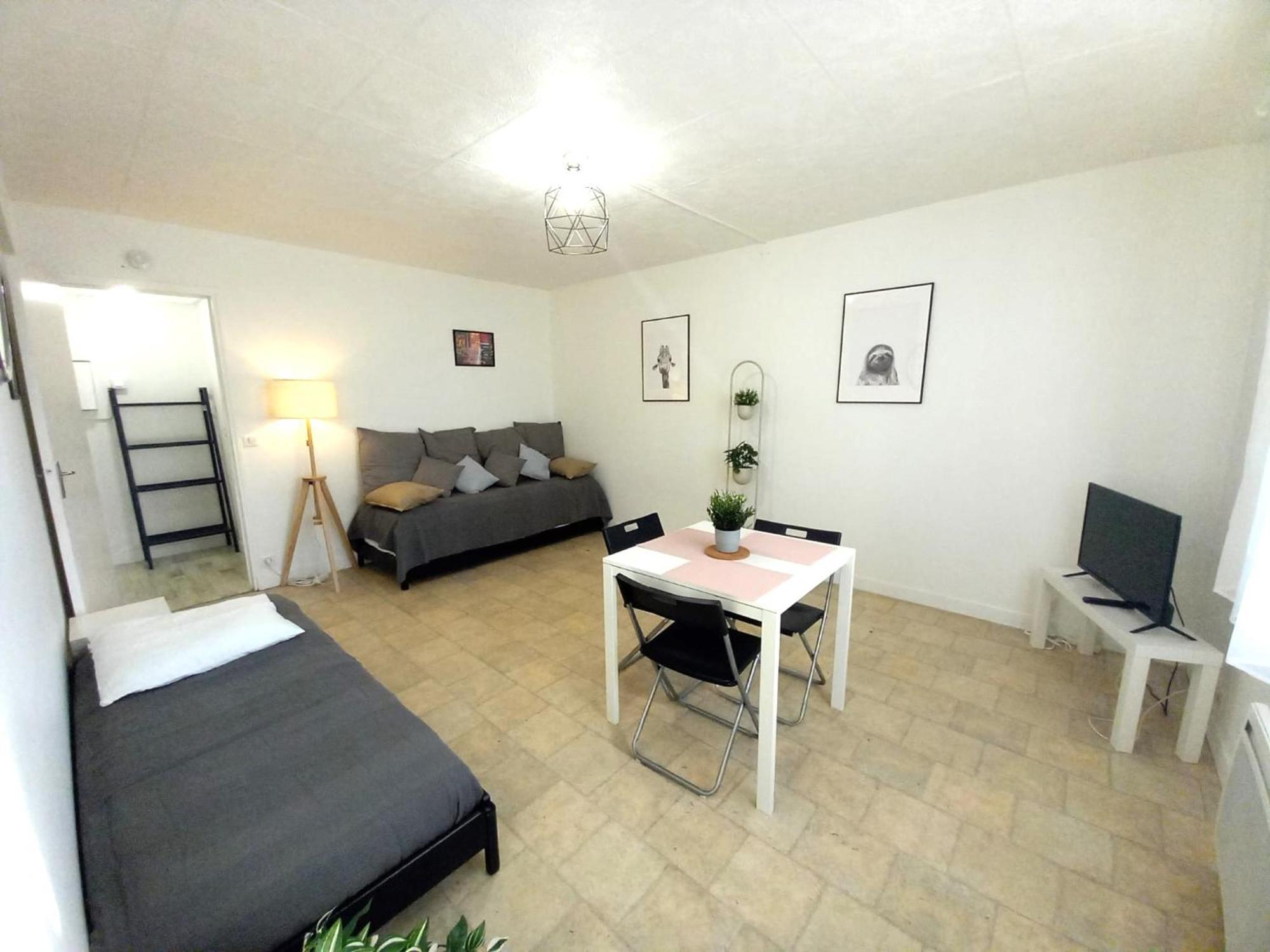 טראפס St-Quentin-En-Yvelines Plusieurs Appartements Avec Parking חדר תמונה