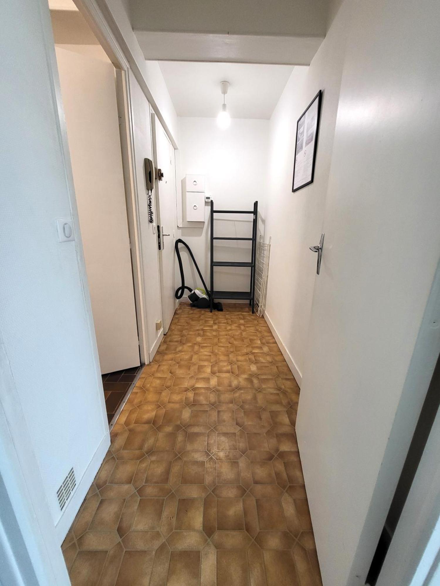 טראפס St-Quentin-En-Yvelines Plusieurs Appartements Avec Parking מראה חיצוני תמונה