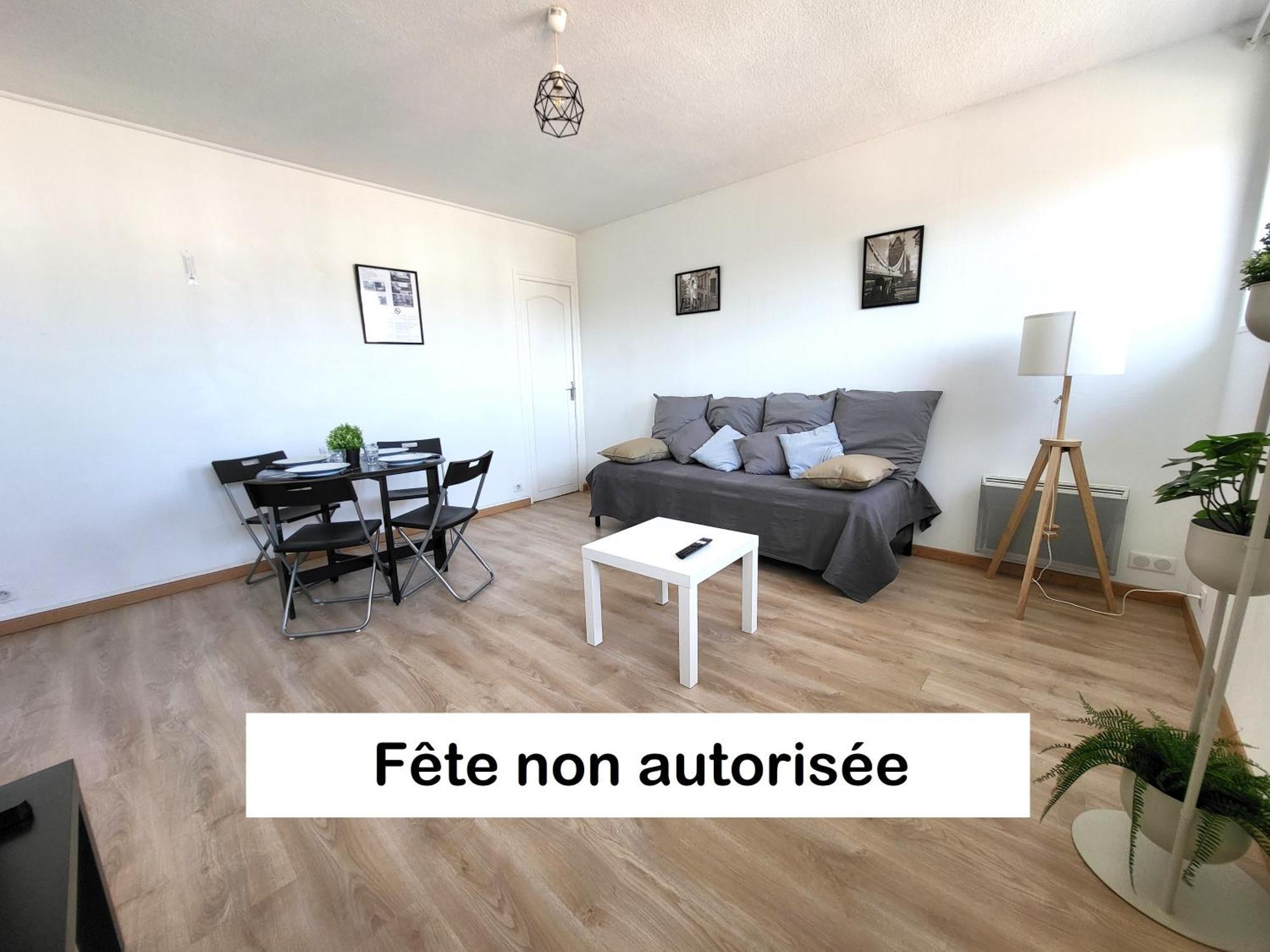 טראפס St-Quentin-En-Yvelines Plusieurs Appartements Avec Parking חדר תמונה