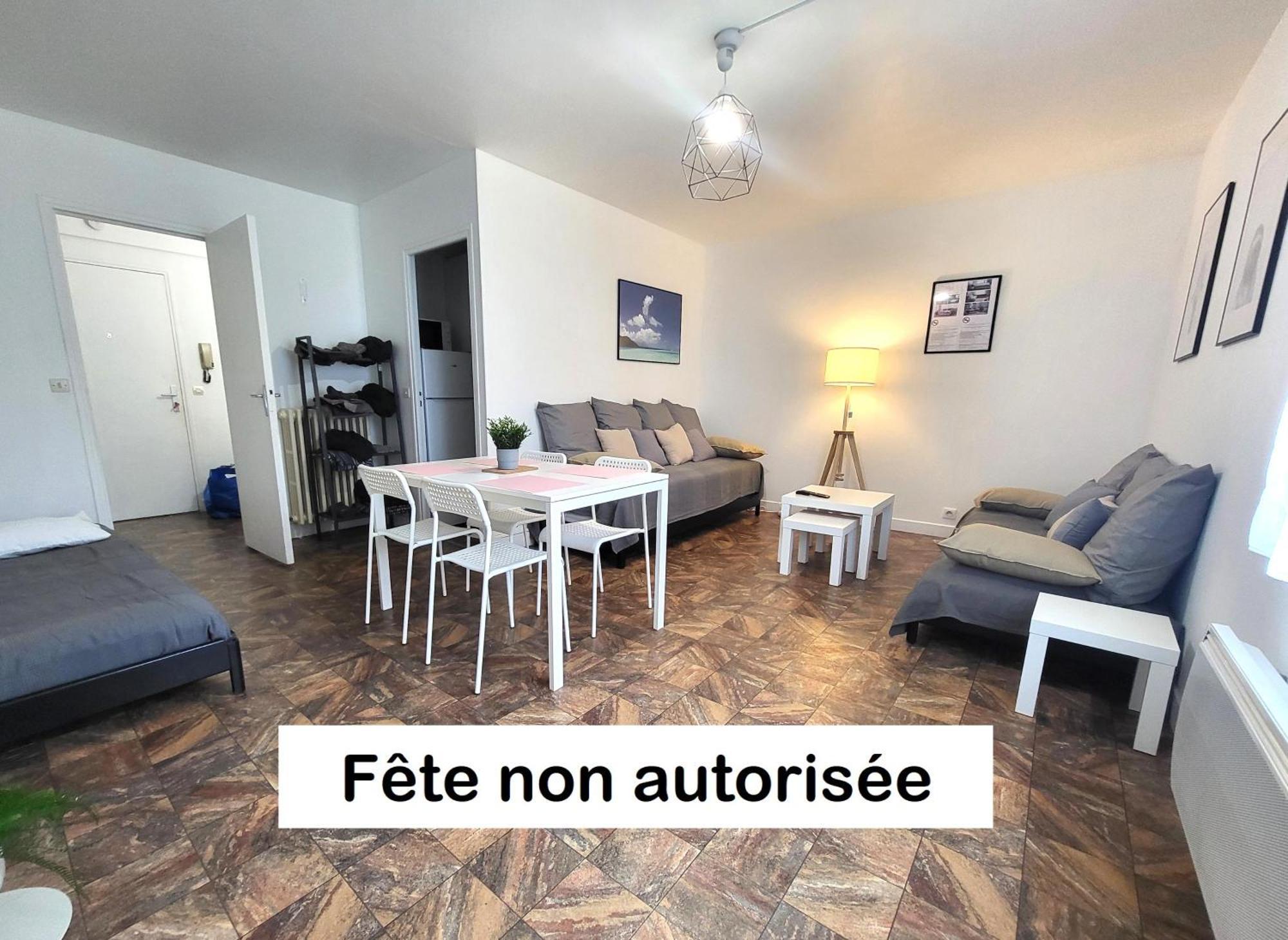 טראפס St-Quentin-En-Yvelines Plusieurs Appartements Avec Parking חדר תמונה