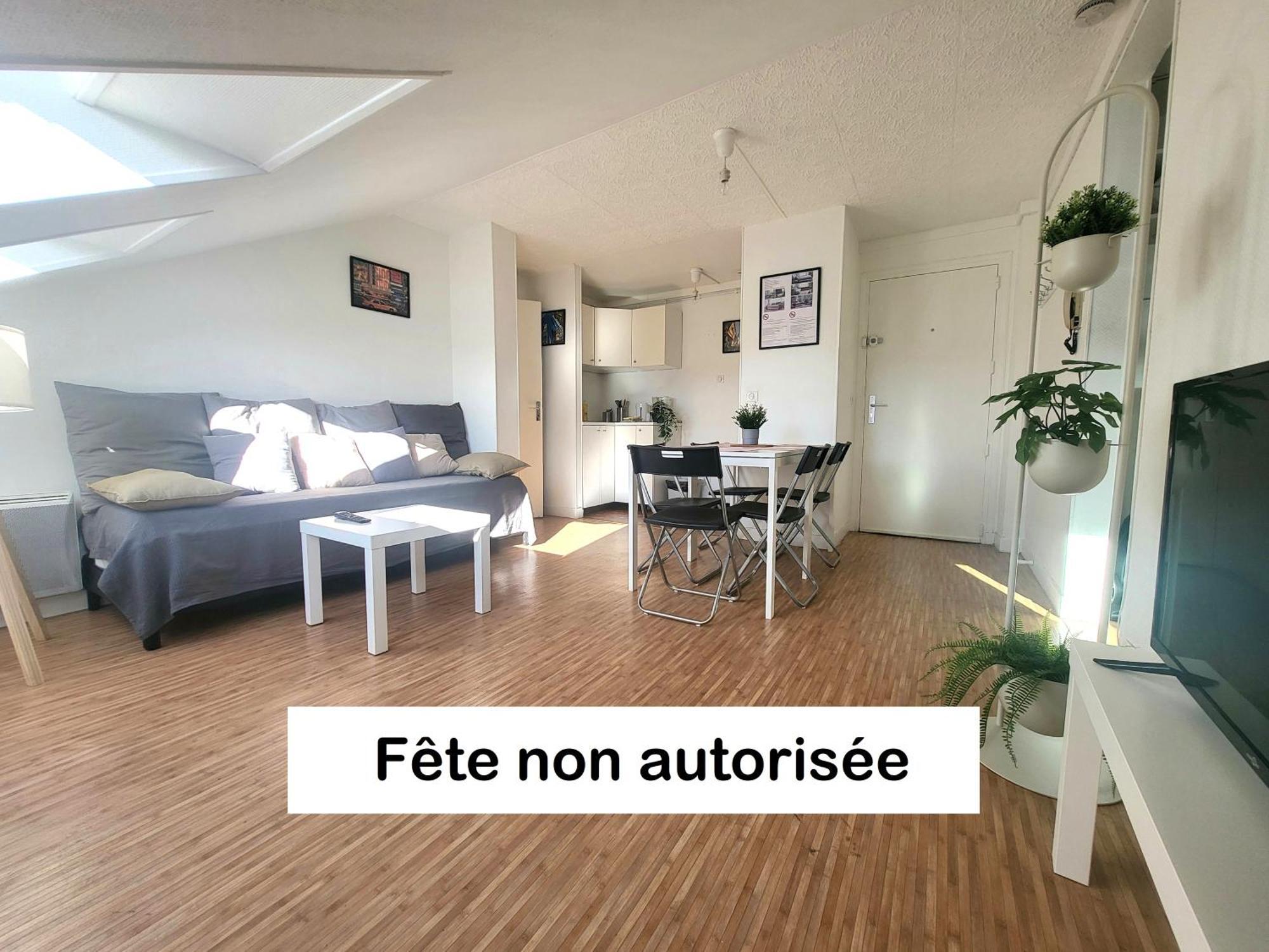 טראפס St-Quentin-En-Yvelines Plusieurs Appartements Avec Parking חדר תמונה